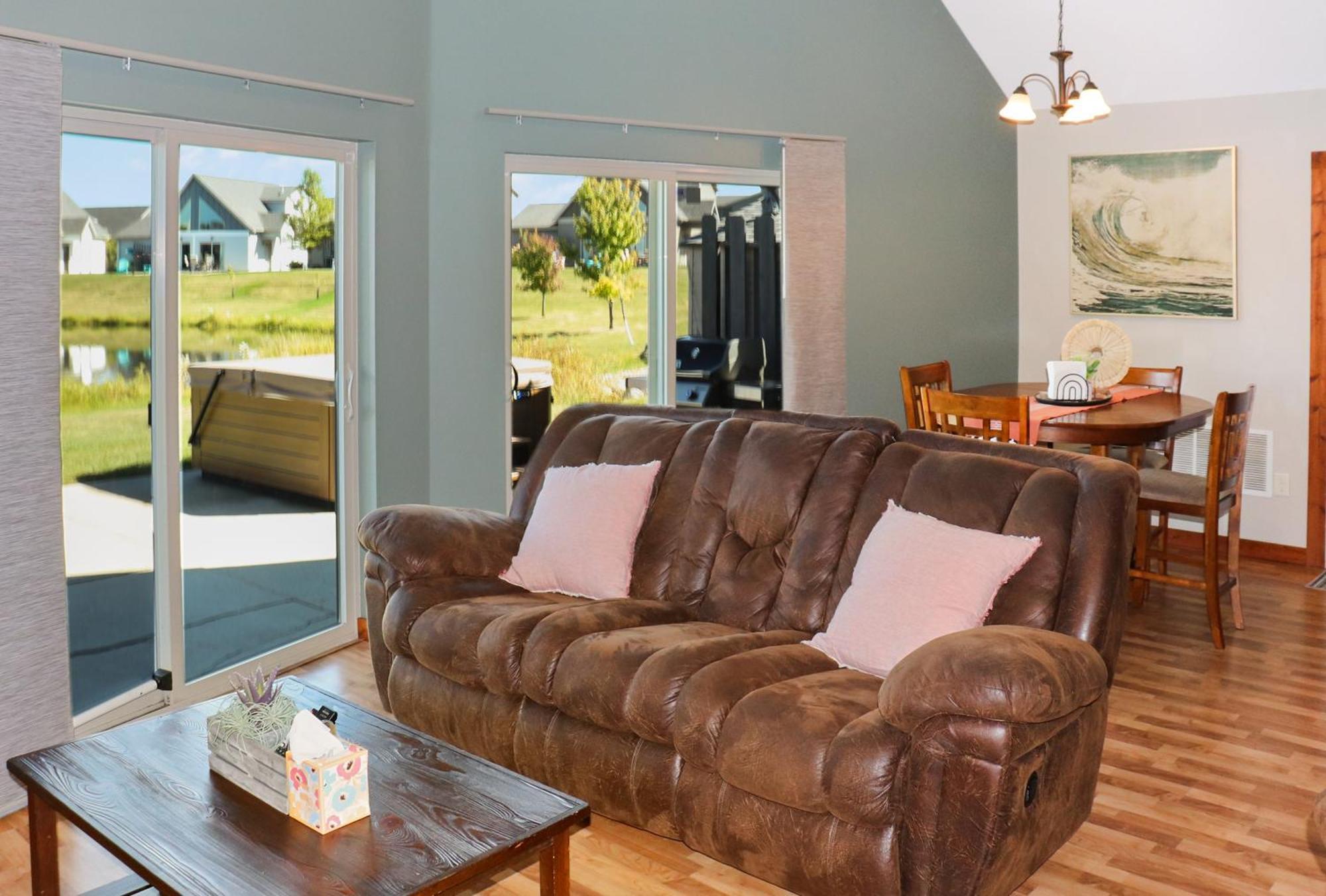 Boho Bungalow On The Pond W/ Hot Tub Arnolds Park Esterno foto